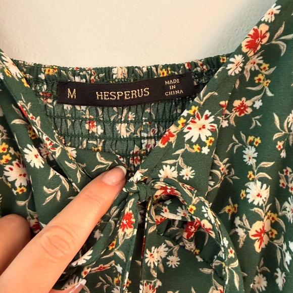 Elegant Floral Midi Dress in Green - Picture 3 of 5